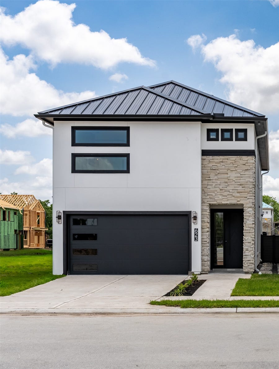 Property photo for 623 Winding Oaks, Stafford, TX