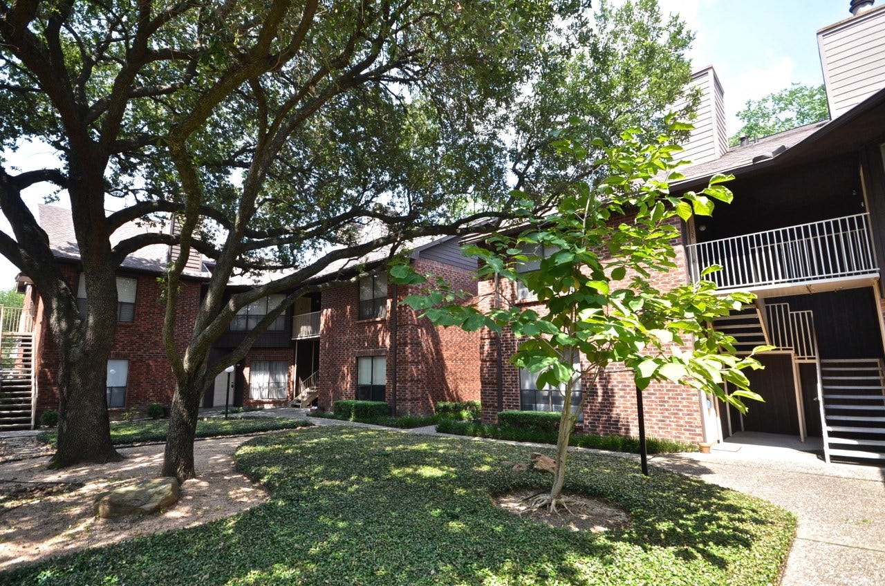 3100 Walnut Bend, #107, Houston, TX 77042