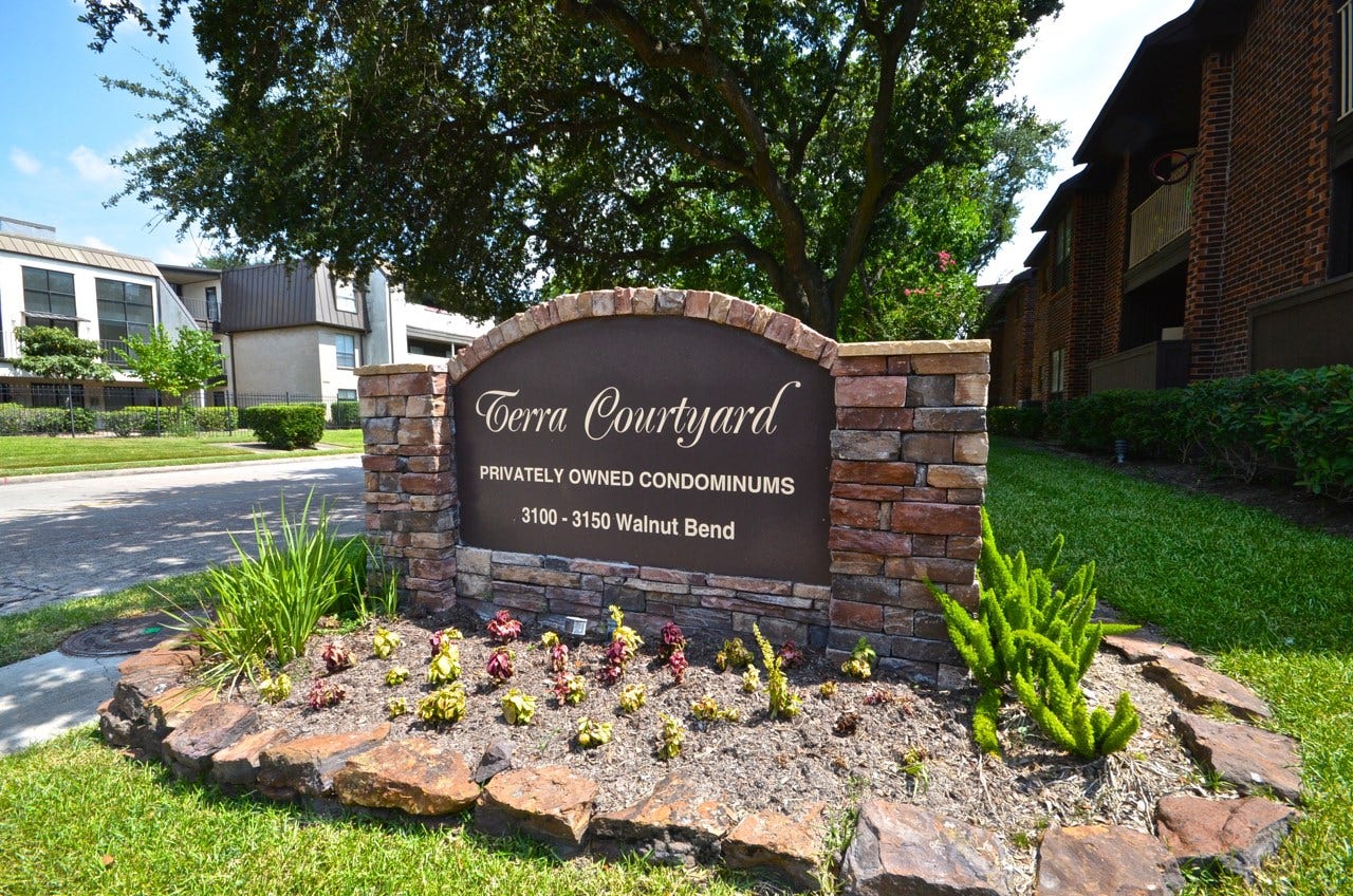 3100 Walnut Bend, #107, Houston, TX 77042