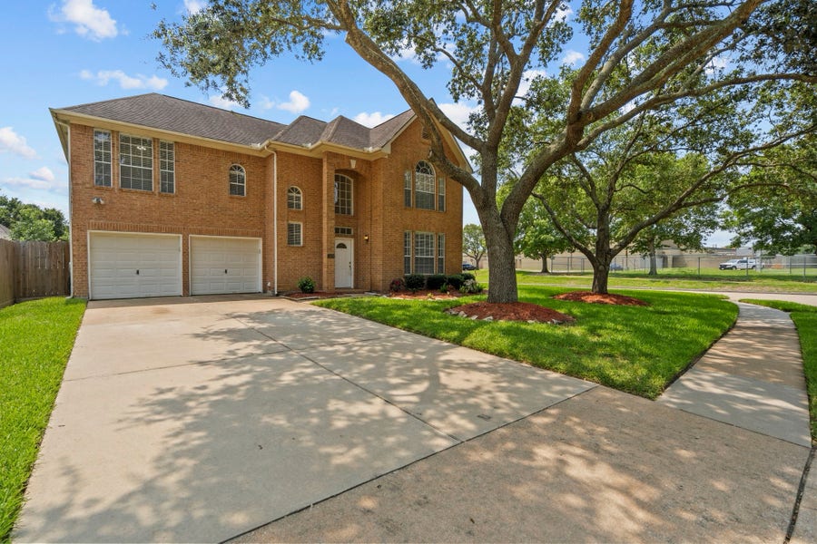 Property photo for 4406 Fountain Creek Court, Pasadena, TX