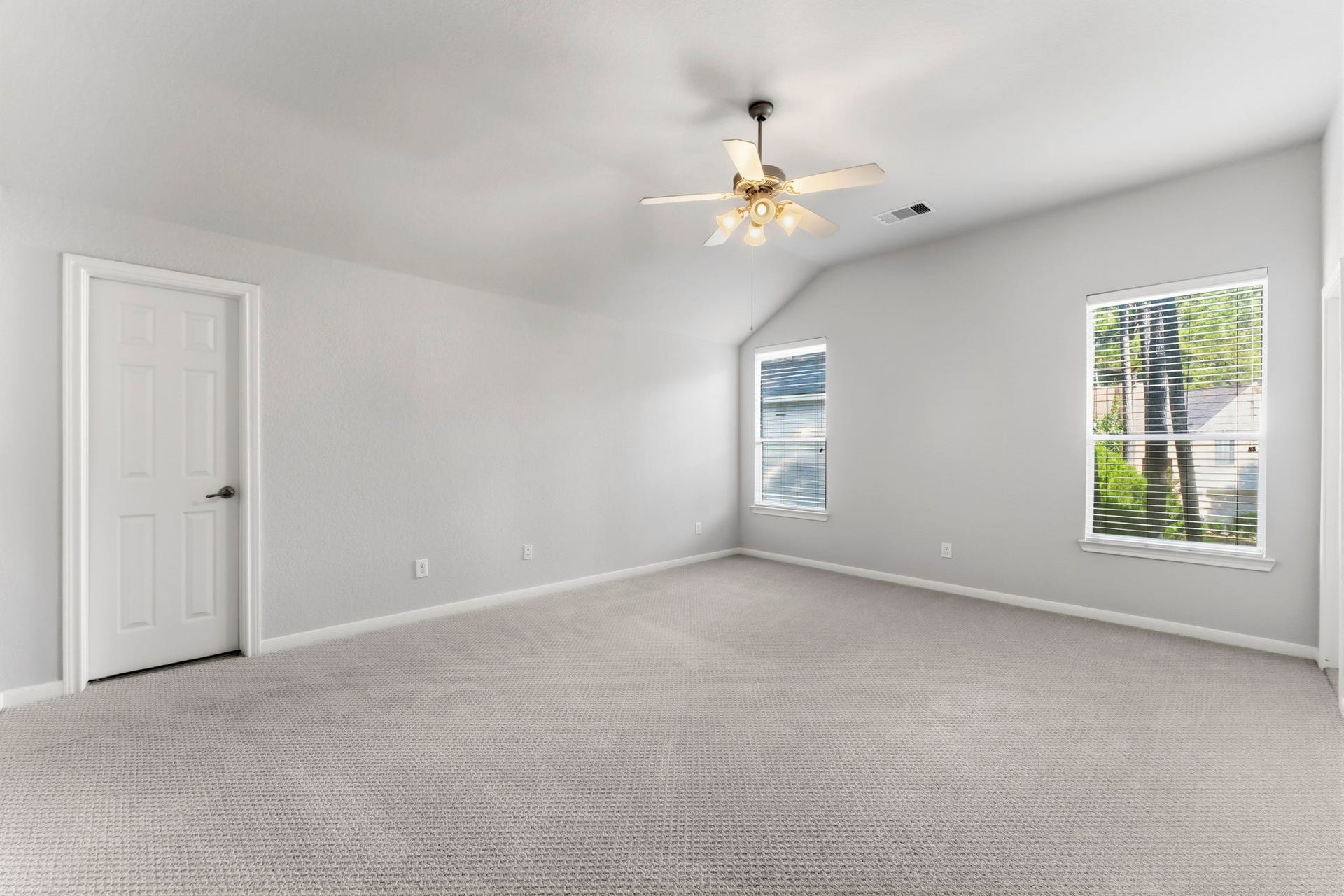 3 Bonwick Court, The Woodlands, TX 77382 3 Bonwick Court, The Woodlands, TX 77382