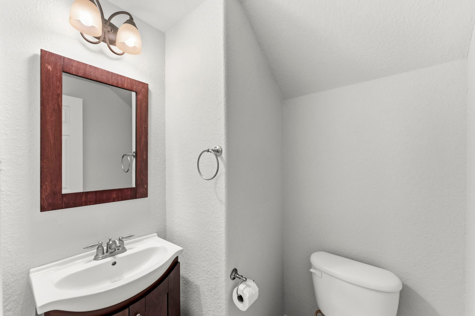 3 Bonwick Court, The Woodlands, TX 77382 3 Bonwick Court, The Woodlands, TX 77382