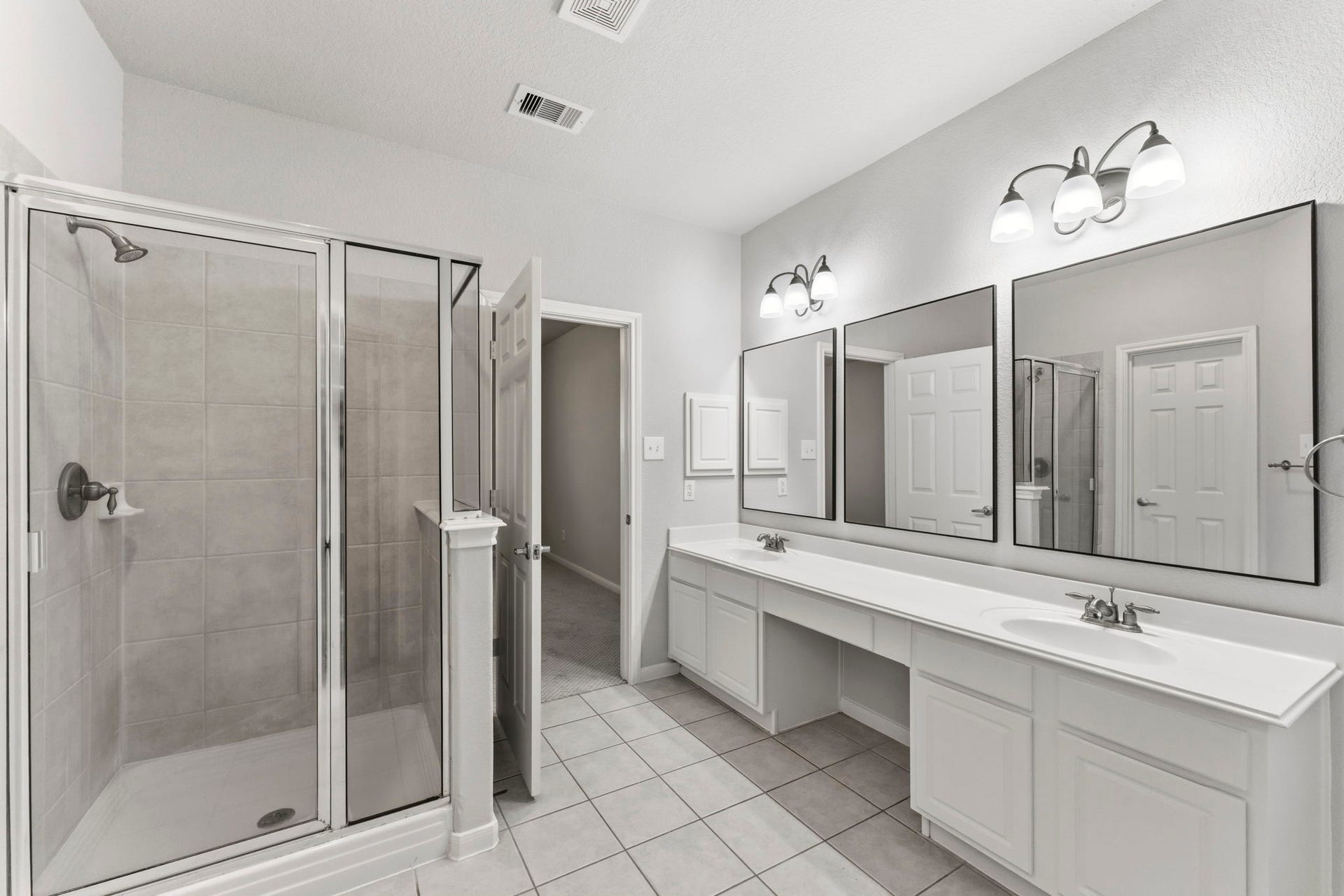 3 Bonwick Court, The Woodlands, TX 77382 3 Bonwick Court, The Woodlands, TX 77382