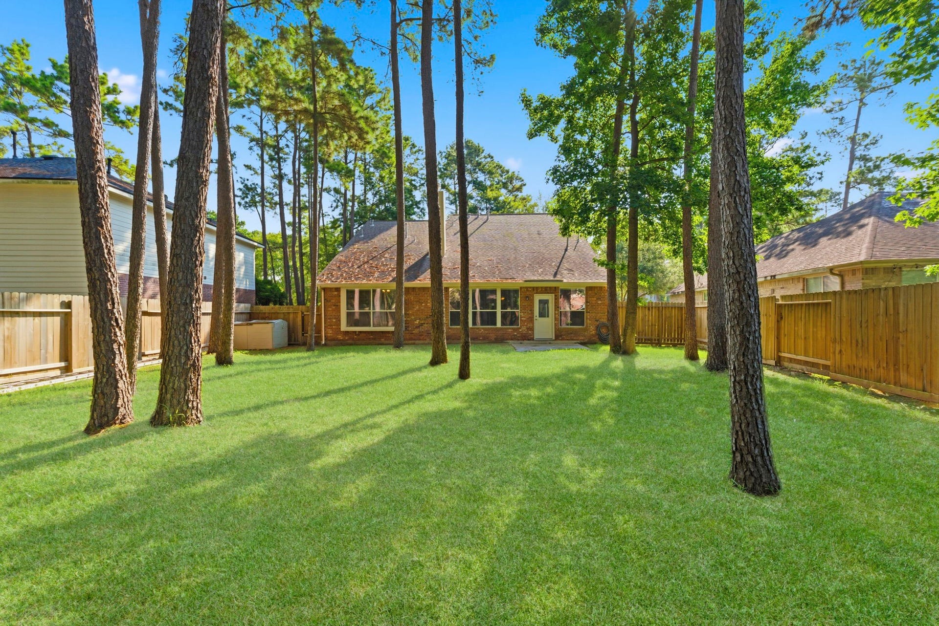 3 Bonwick Court, The Woodlands, TX 77382 3 Bonwick Court, The Woodlands, TX 77382