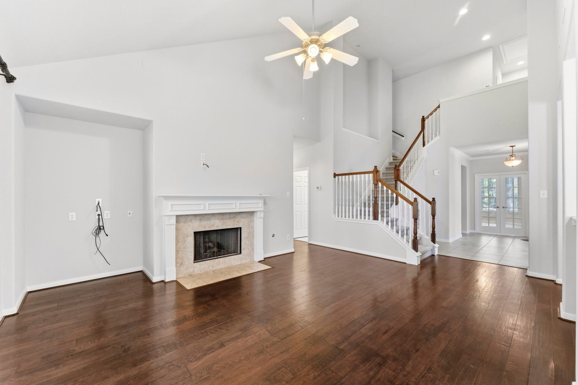 3 Bonwick Court, The Woodlands, TX 77382 3 Bonwick Court, The Woodlands, TX 77382