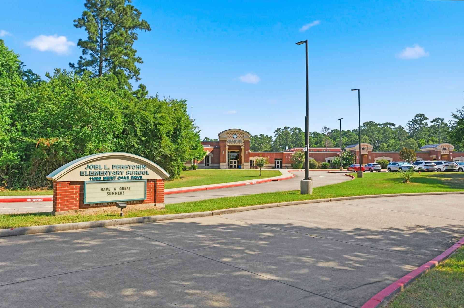 3 Bonwick Court, The Woodlands, TX 77382 3 Bonwick Court, The Woodlands, TX 77382
