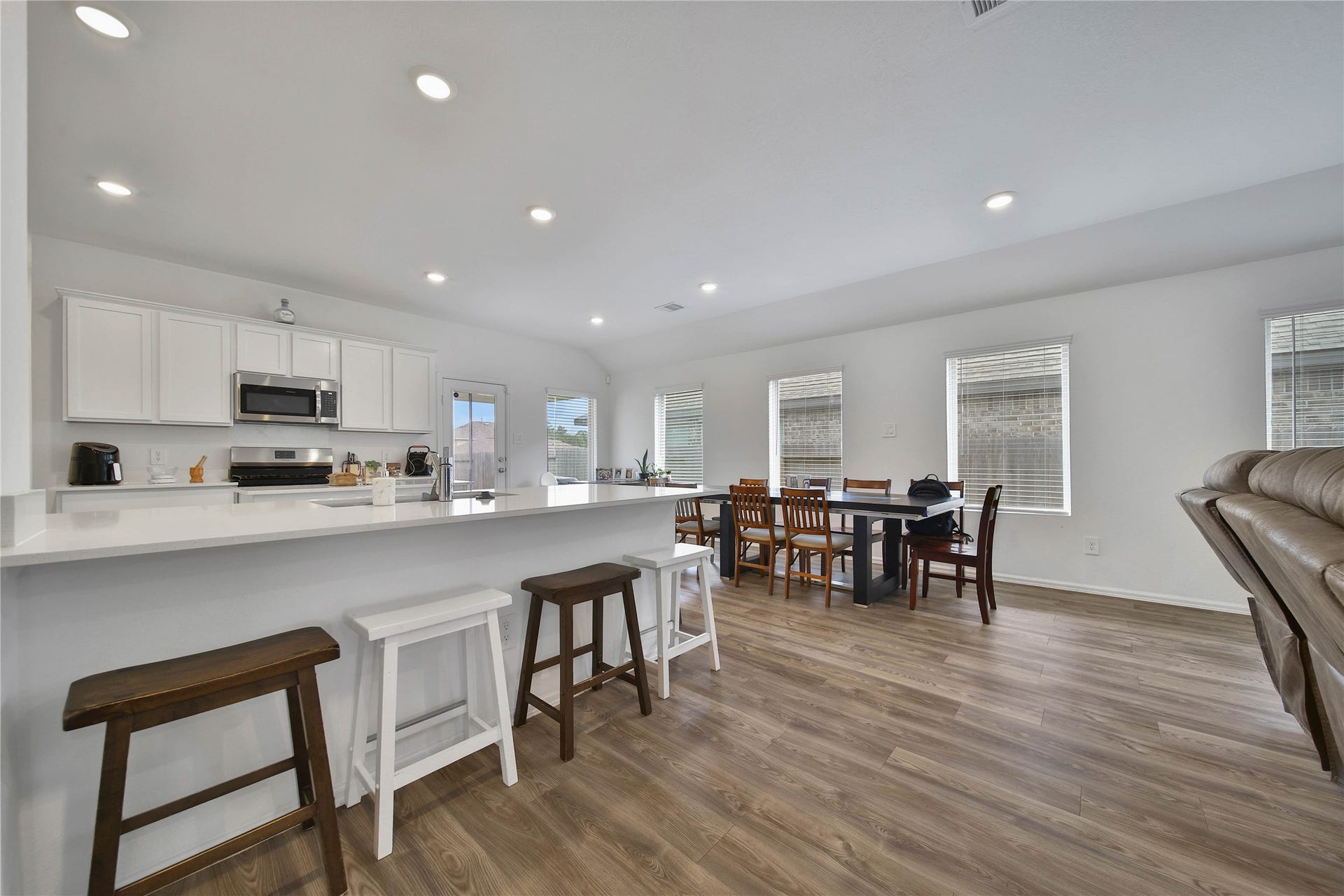 3125 Catalonion Court, Conroe, TX 77301 3125 Catalonion Court, Conroe, TX 77301