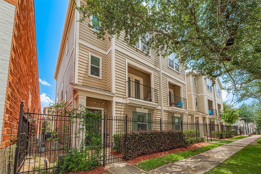 Property photo for 1113 Palmer Street, Houston, TX