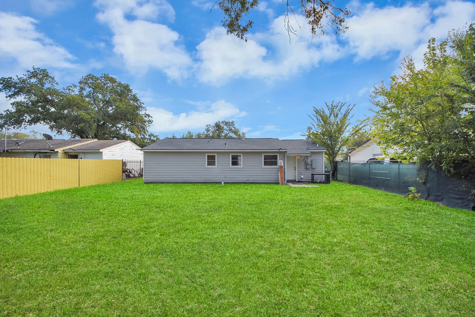 4819 Bethany Lane, Houston, TX 77039 4819 Bethany Lane, Houston, TX 77039