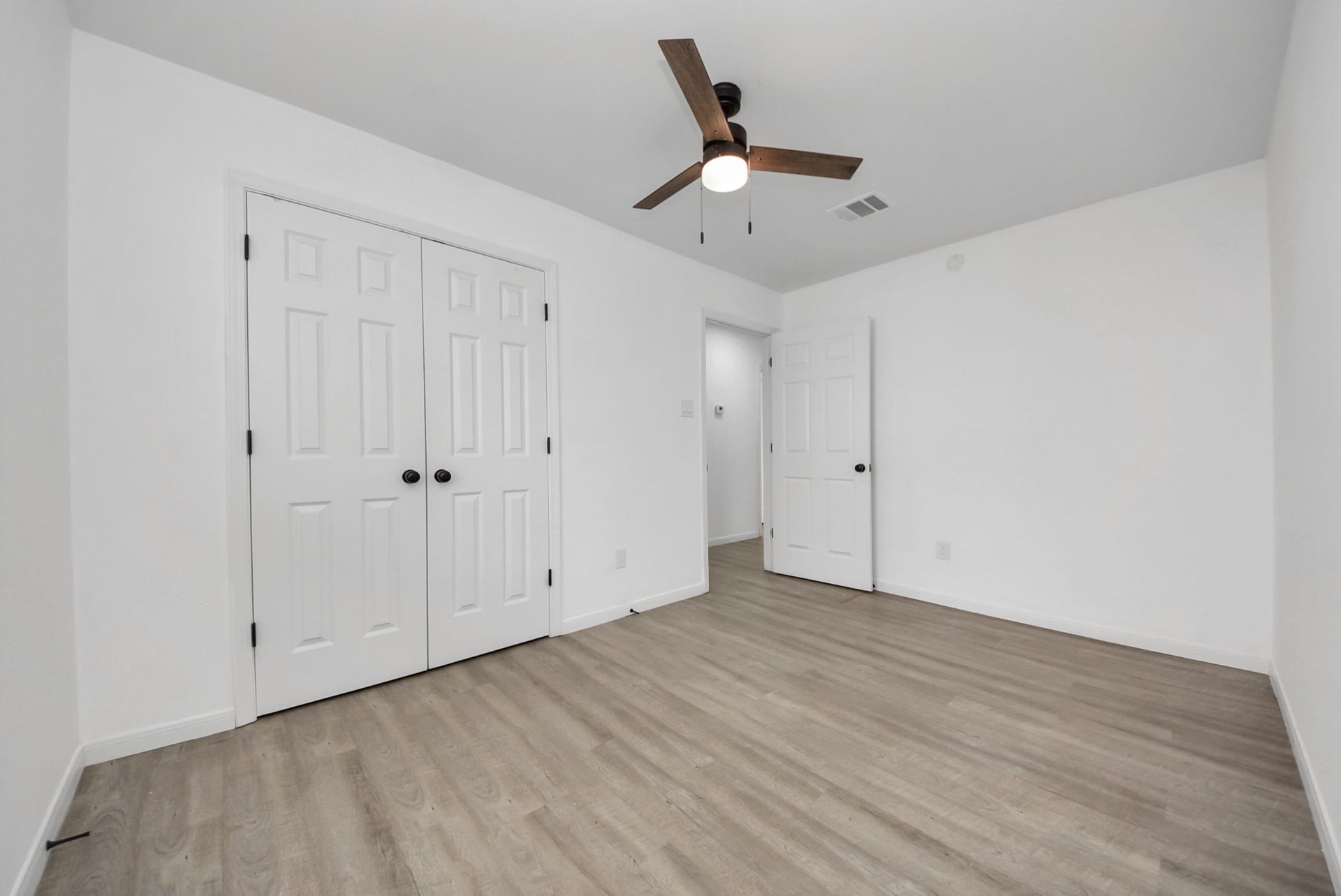 4819 Bethany Lane, Houston, TX 77039 4819 Bethany Lane, Houston, TX 77039