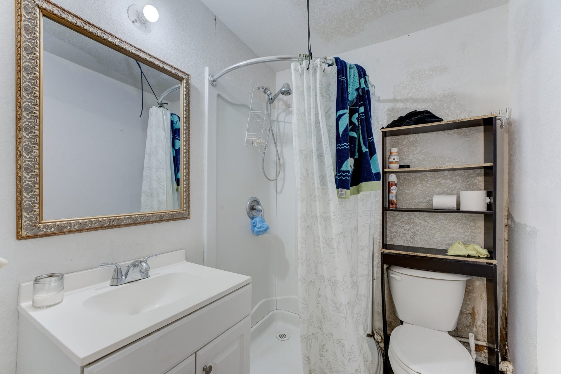 316 Hickman Lane, Angleton, TX 77515 316 Hickman Lane, Angleton, TX 77515