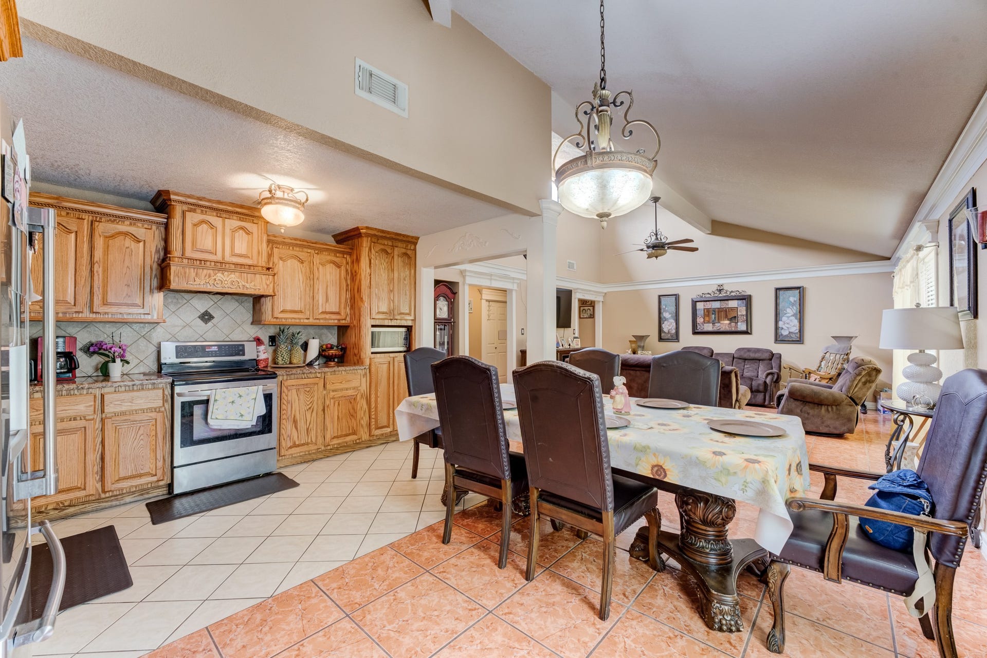 316 Hickman Lane, Angleton, TX 77515 316 Hickman Lane, Angleton, TX 77515