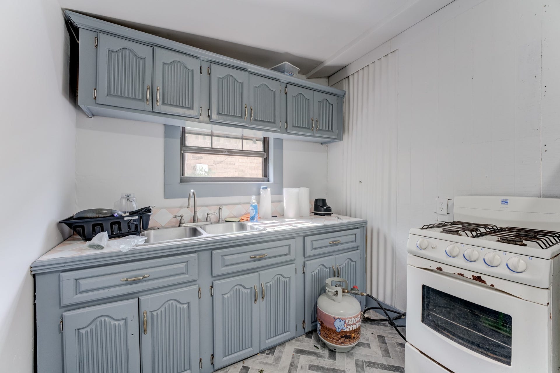 316 Hickman Lane, Angleton, TX 77515 316 Hickman Lane, Angleton, TX 77515