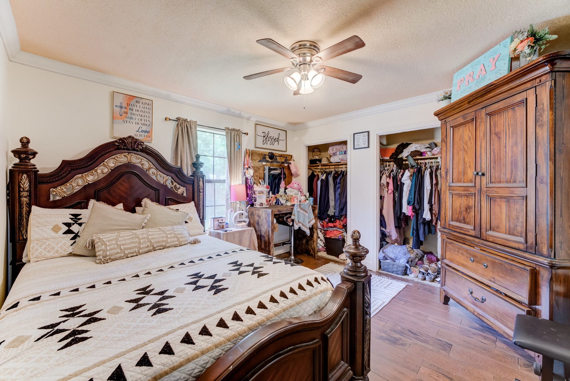 316 Hickman Lane, Angleton, TX 77515 316 Hickman Lane, Angleton, TX 77515