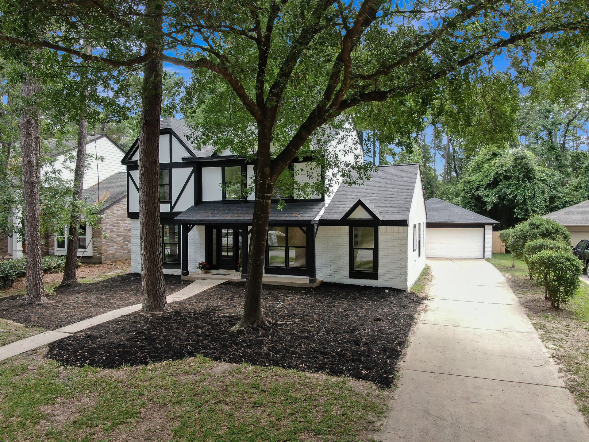 155 Rushwing Place, The Woodlands, TX 77381