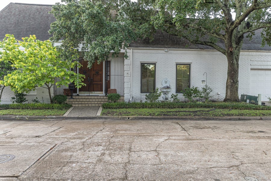 Property photo for 9682 Longmont Drive, Houston, TX