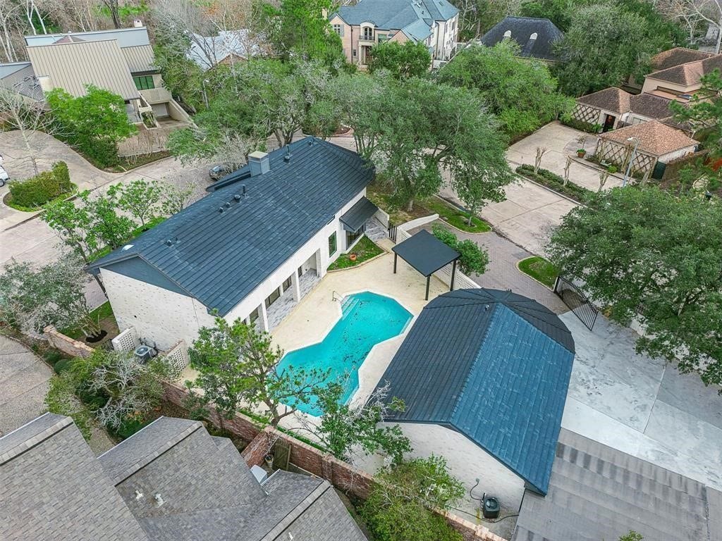 5614 Indian Circle, Houston, TX 77056 5614 Indian Circle, Houston, TX 77056
