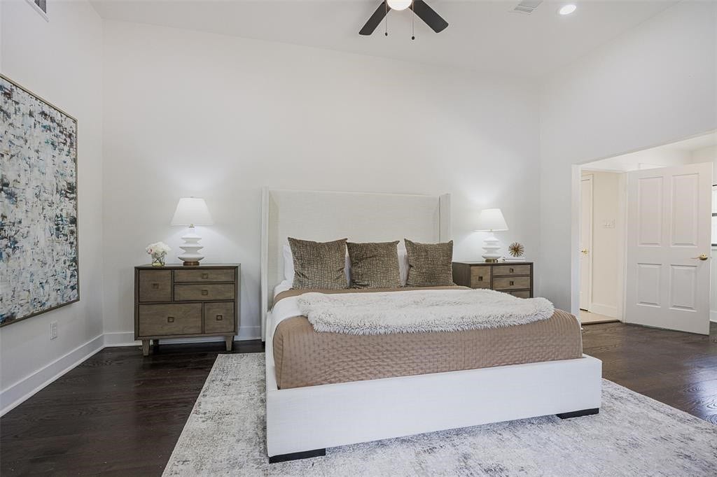 5614 Indian Circle, Houston, TX 77056 5614 Indian Circle, Houston, TX 77056