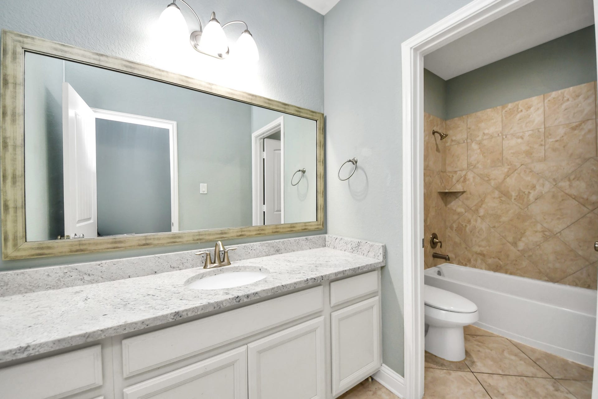 20211 Cascading Falls Boulevard, Cypress, TX 77433
