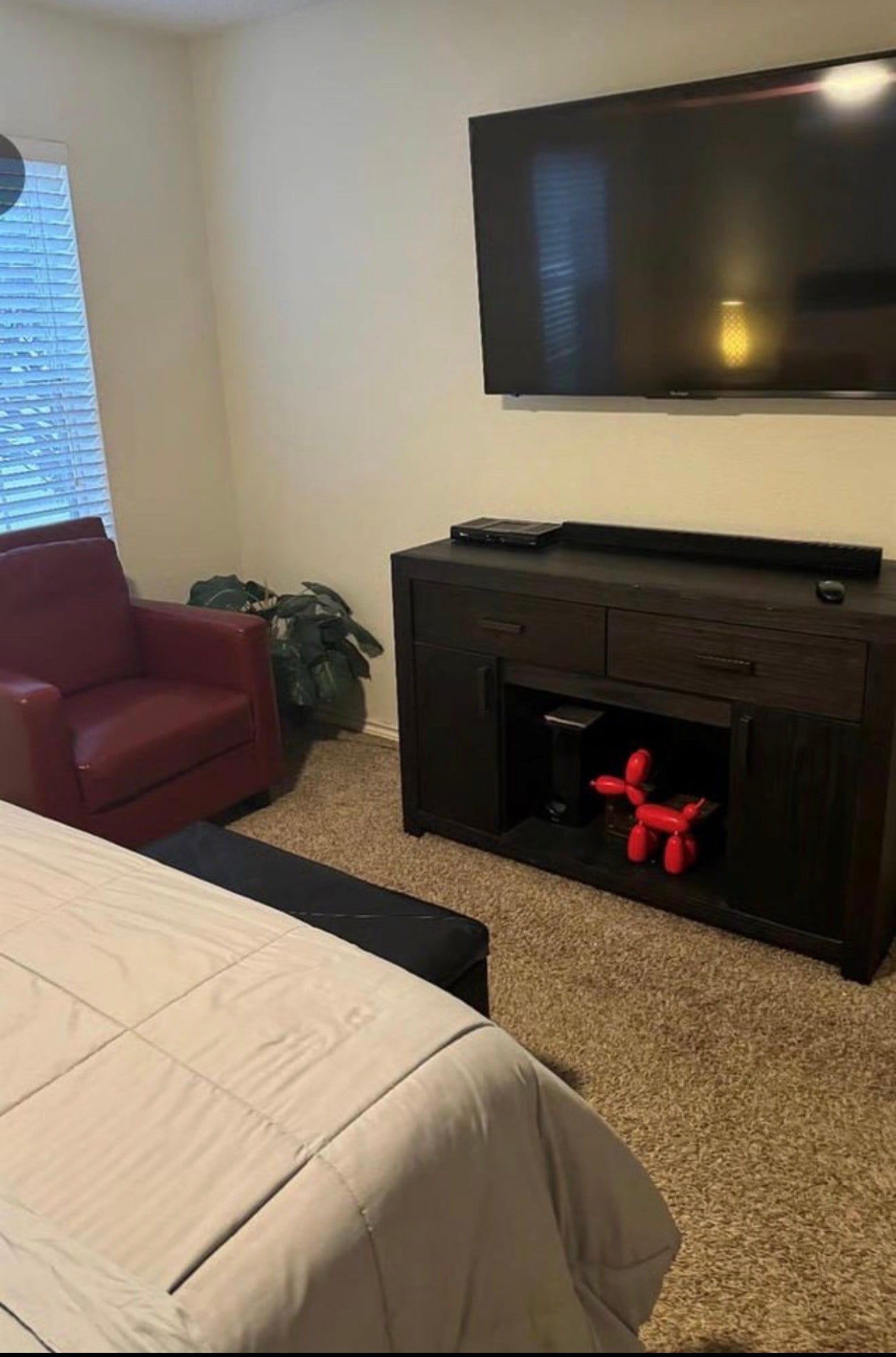 3131 Southwest Freeway, #B17, Houston, TX 77098