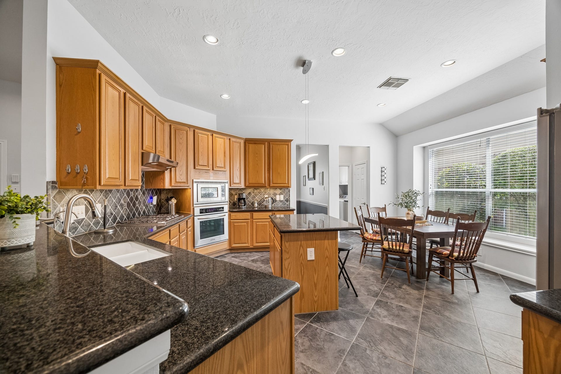 20719 Delta Wood Trail, Humble, TX 77346 20719 Delta Wood Trail, Humble, TX 77346