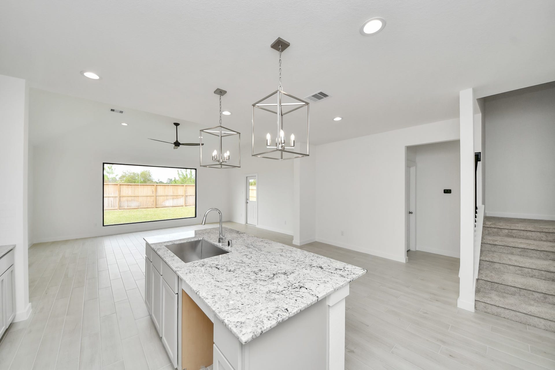 26351 Viva Drive, Magnolia, TX 77355 26351 Viva Drive, Magnolia, TX 77355