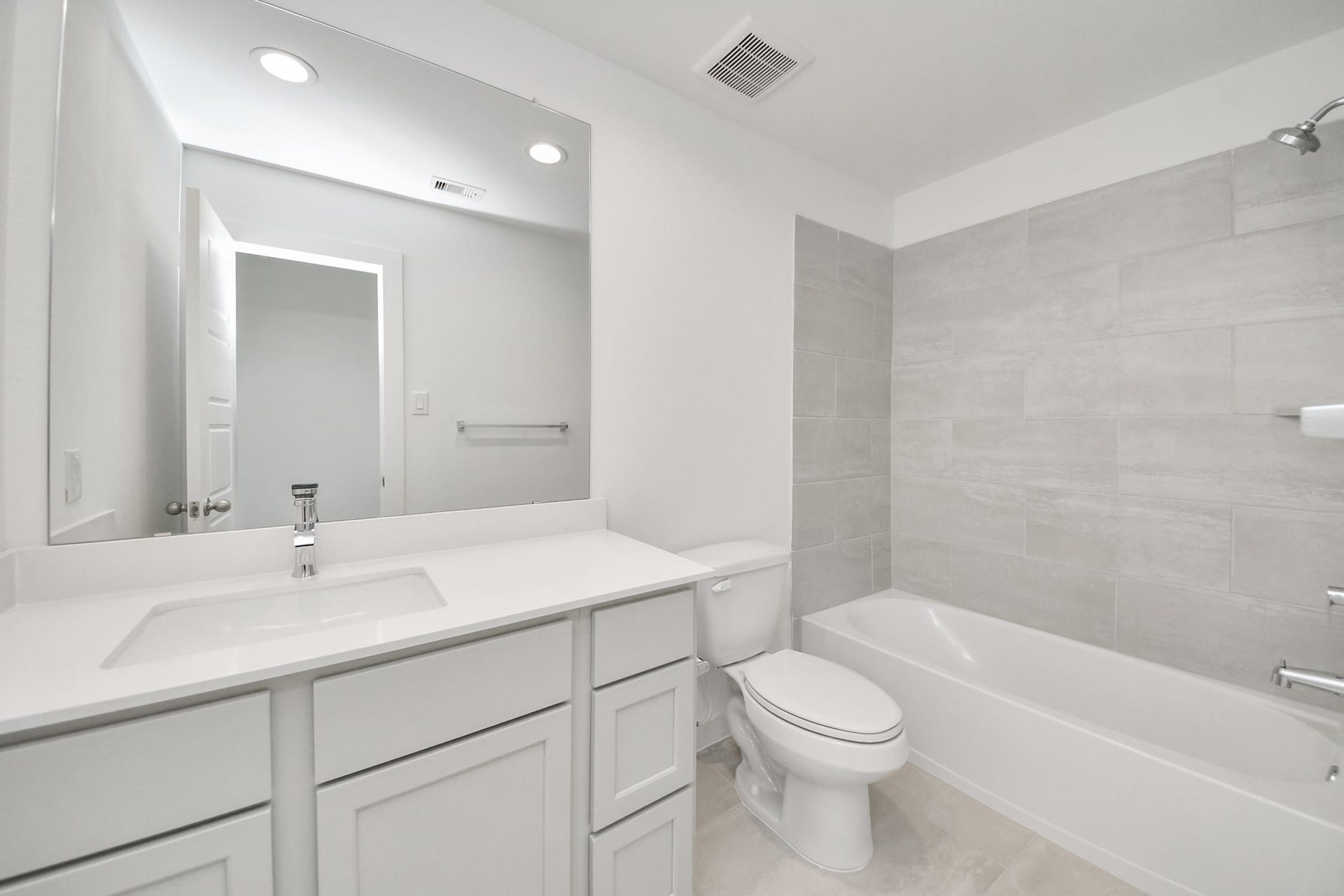 26351 Viva Drive, Magnolia, TX 77355 26351 Viva Drive, Magnolia, TX 77355