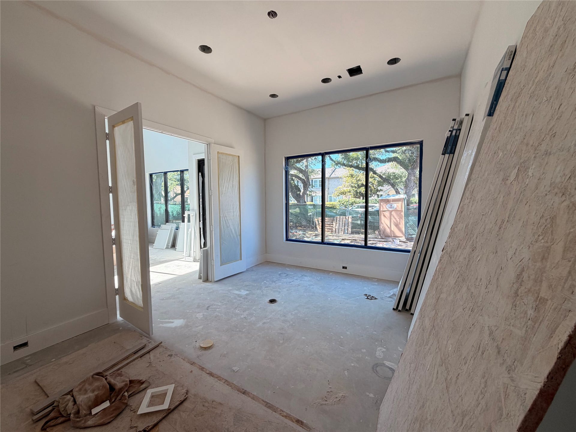 1523 Marshall Street, Houston, TX 77006 First floor study