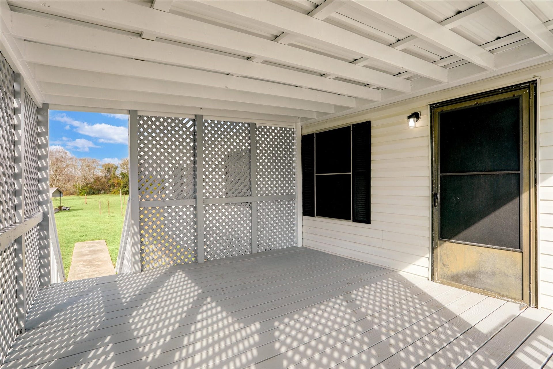 5806 S Highway 35, Alvin, TX 77511 5806 S Highway 35, Alvin, TX 77511