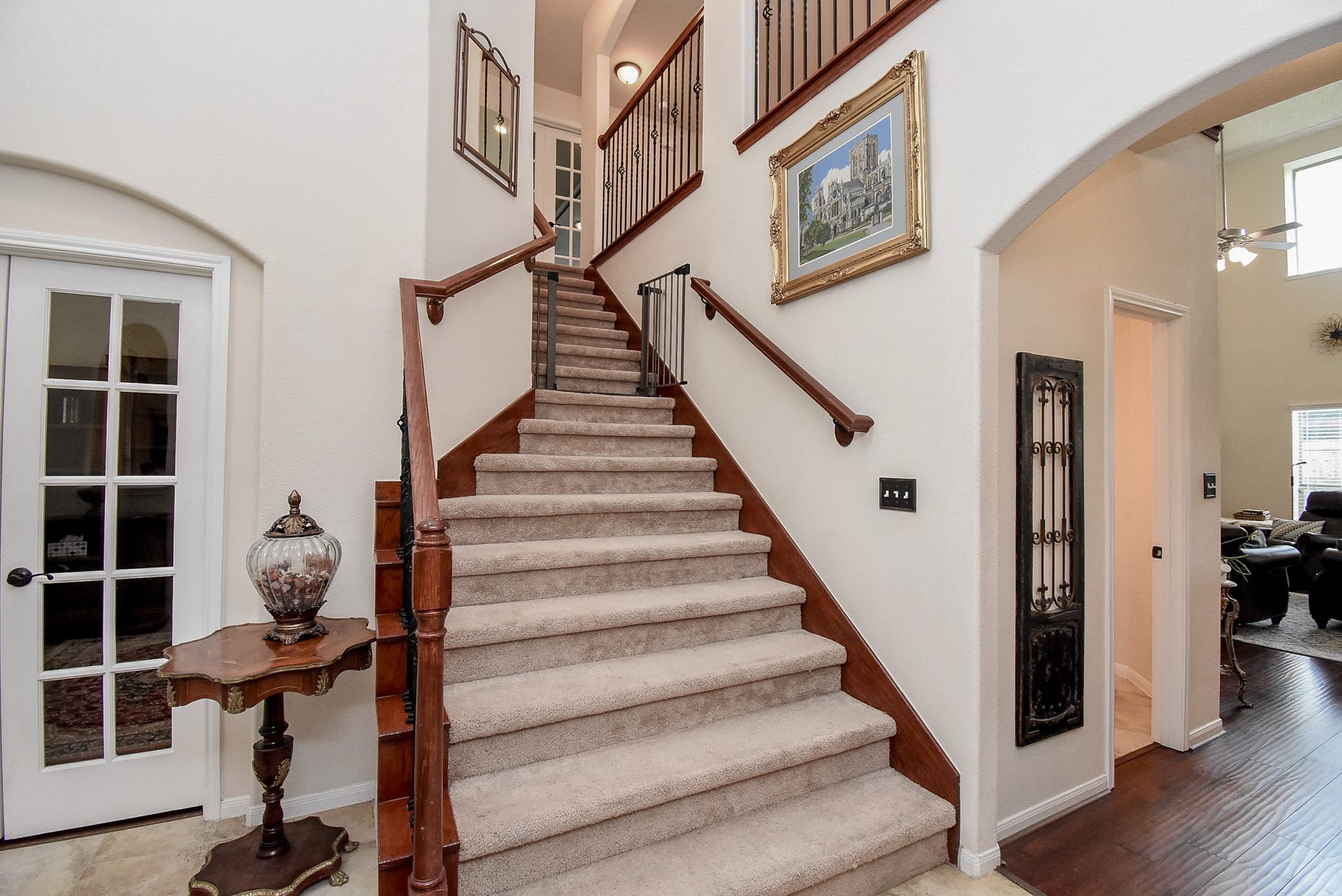 Beautiful Staircase leading upstairs.
