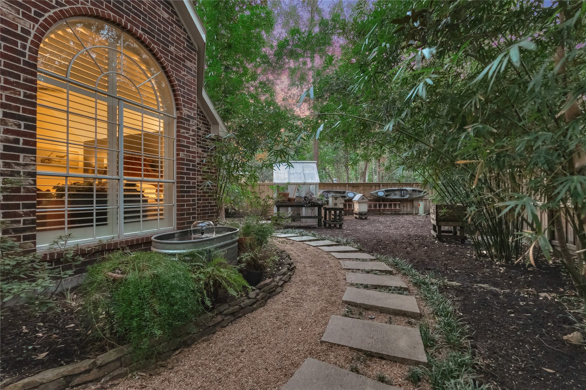 119 N Rambling Ridge Place, The Woodlands, TX 77385 119 N Rambling Ridge Place, The Woodlands, TX 77385
