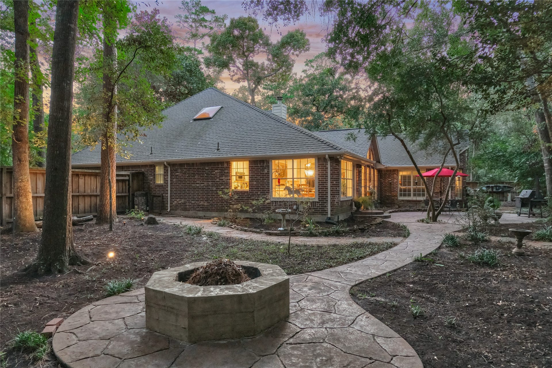 119 N Rambling Ridge Place, The Woodlands, TX 77385 119 N Rambling Ridge Place, The Woodlands, TX 77385