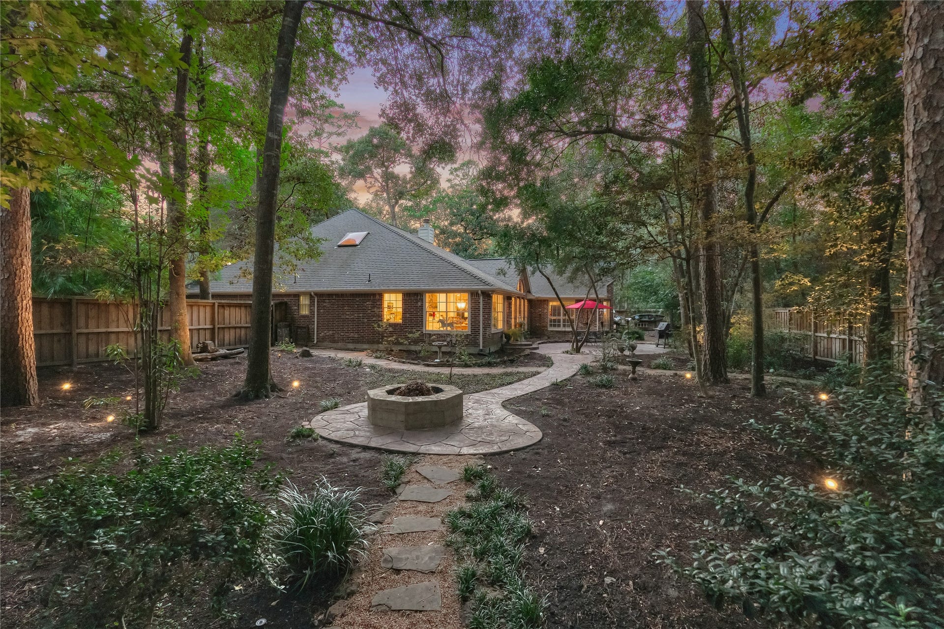 119 N Rambling Ridge Place, The Woodlands, TX 77385 119 N Rambling Ridge Place, The Woodlands, TX 77385