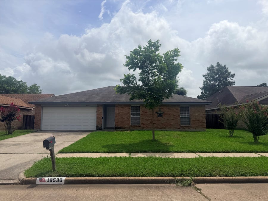 Property photo for 19530 Gladewater Drive, Tomball, TX