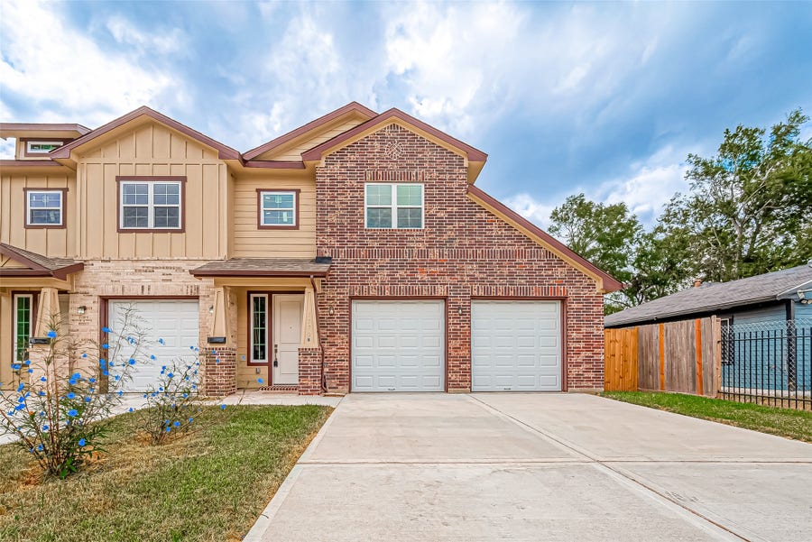 Property photo for 5530 Hirondel St, #B, Houston, TX