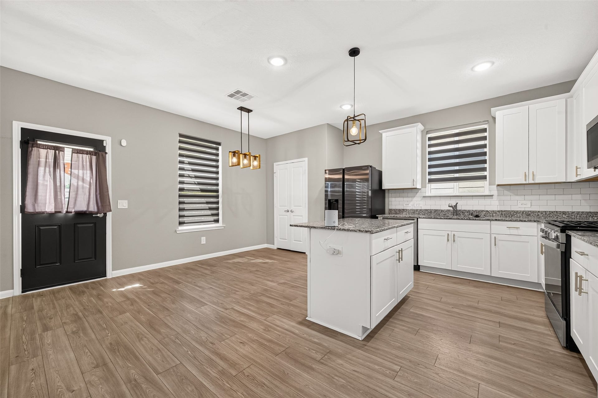23547 Wreham Street, Spring, TX 77373 23547 Wreham Street, Spring, TX 77373