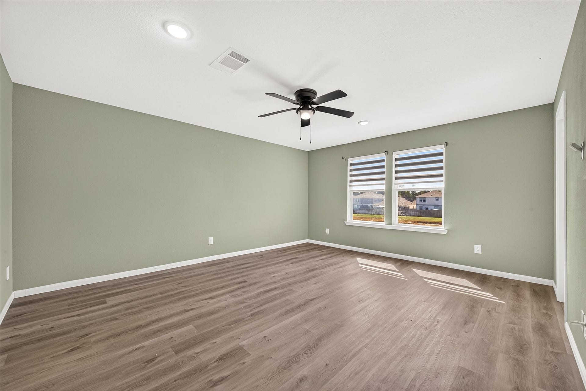 23547 Wreham Street, Spring, TX 77373 23547 Wreham Street, Spring, TX 77373