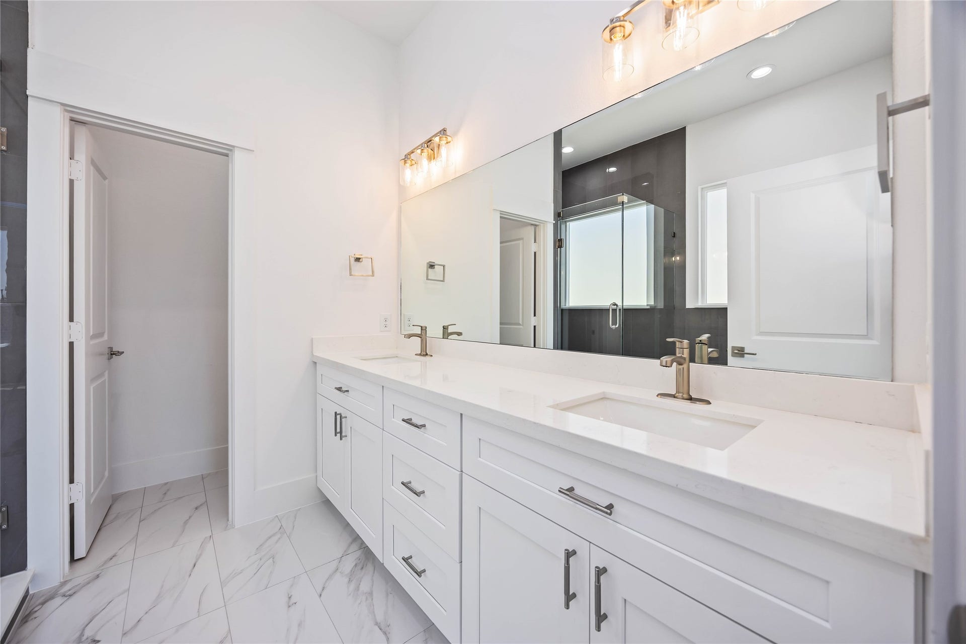 1941 Knoll Square Drive, Houston, TX 77080 1941 Knoll Square Drive, Houston, TX 77080