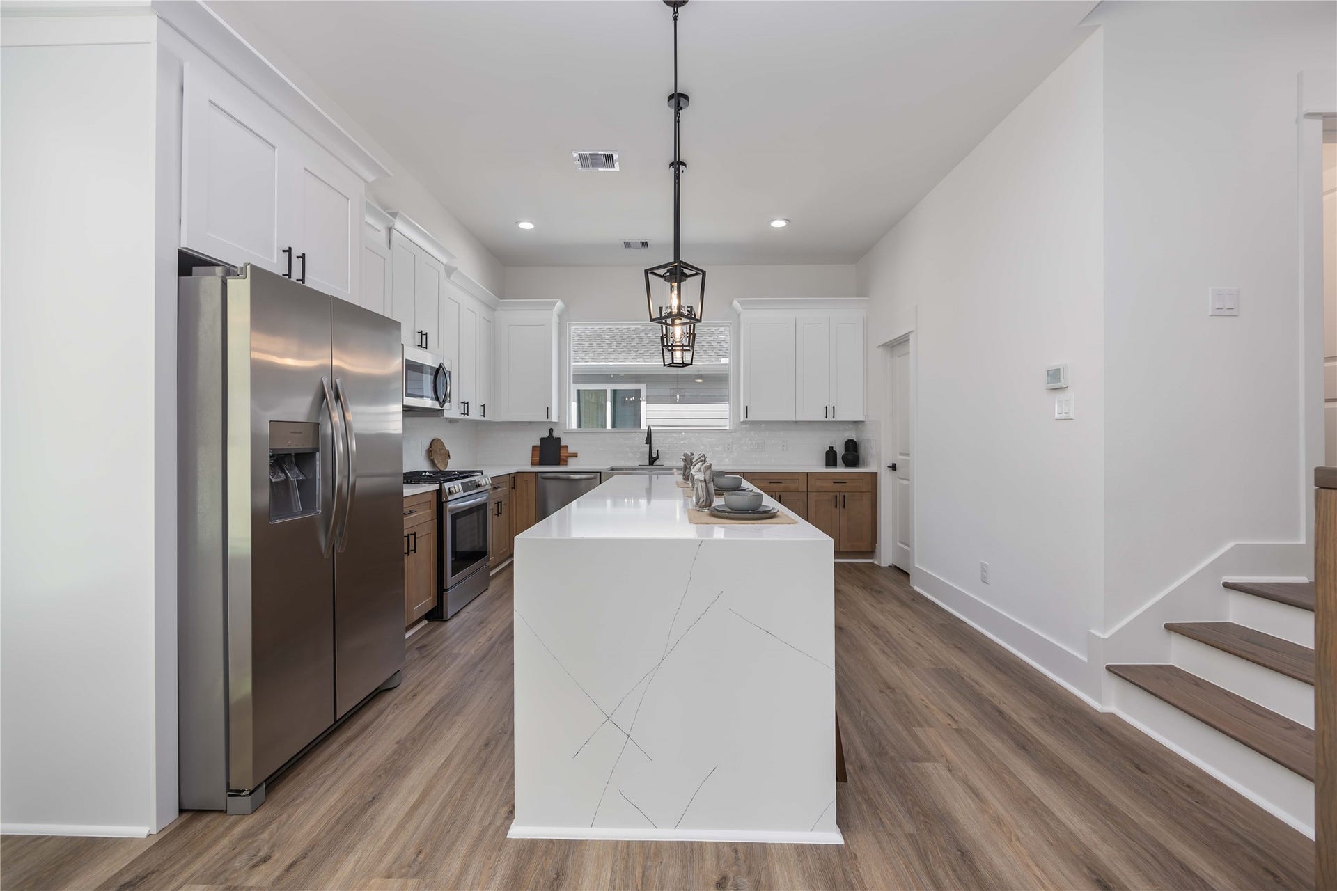 1941 Knoll Square Drive, Houston, TX 77080 1941 Knoll Square Drive, Houston, TX 77080