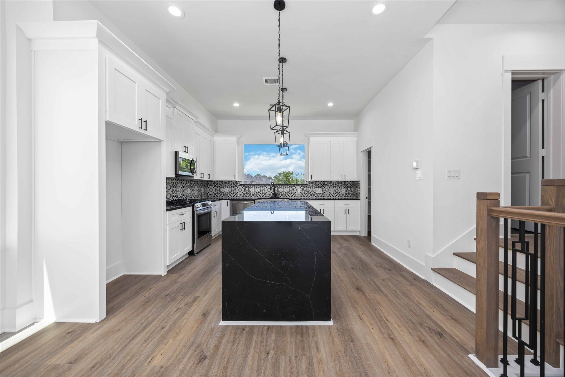 1941 Knoll Square Drive, Houston, TX 77080 1941 Knoll Square Drive, Houston, TX 77080
