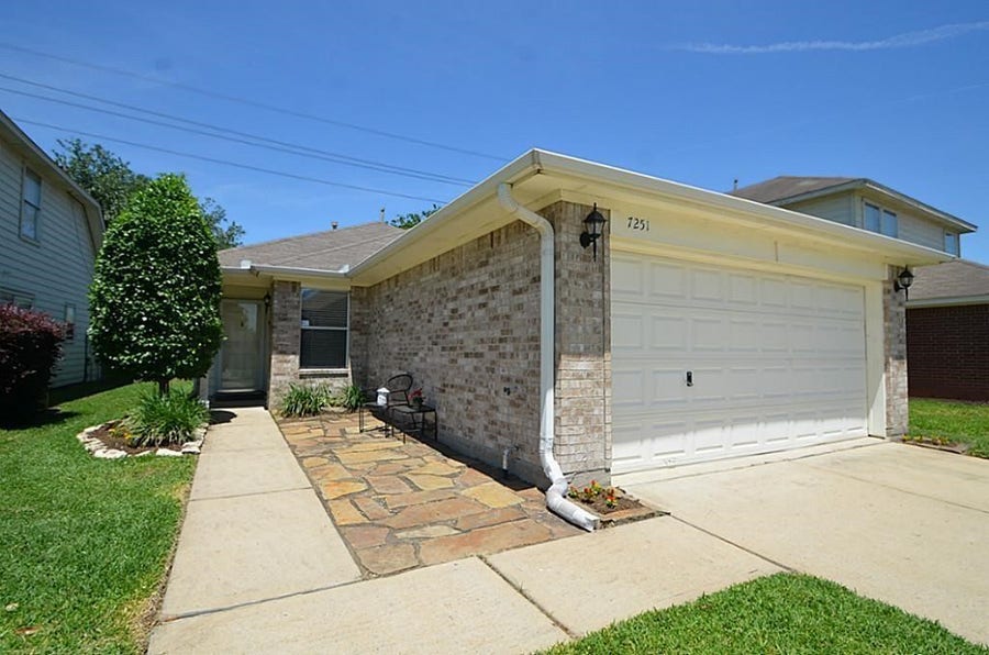 Property photo for 7251 River Pines Drive, Cypress, TX