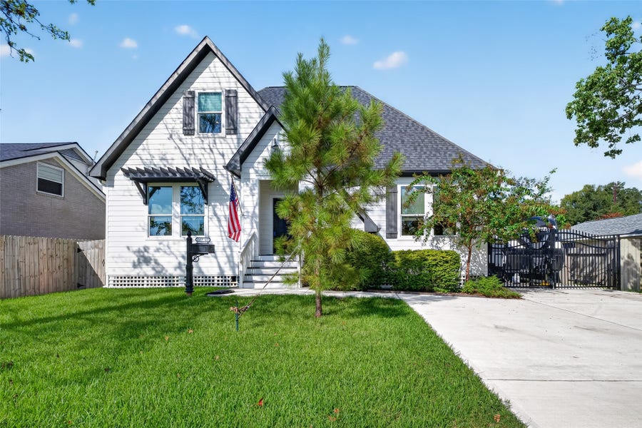 Property photo for 107.5 Shirleen Drive, Seabrook, TX