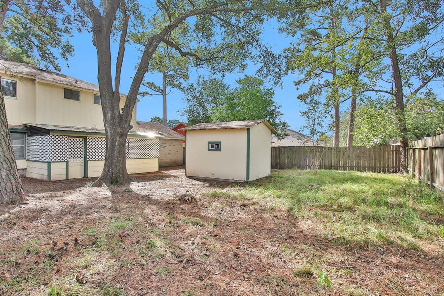 Property photo for 7003 Fox Knoll Lane, Humble, TX