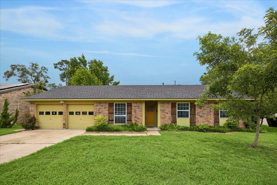 Property photo for 9242 Blankenship Drive, Houston, TX