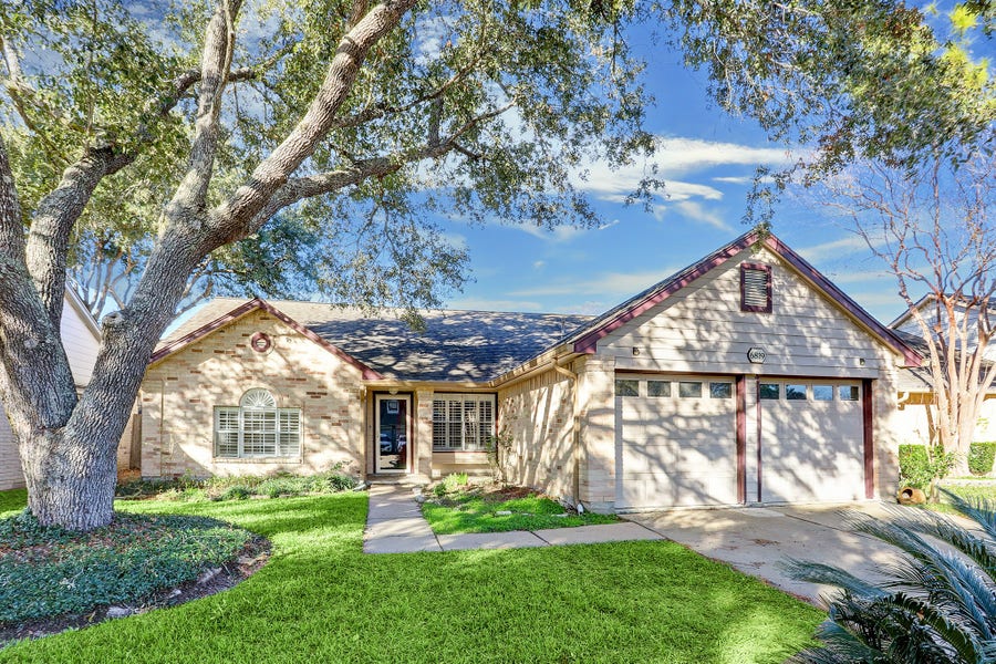 Property photo for 6819 Yardley Drive, Katy, TX