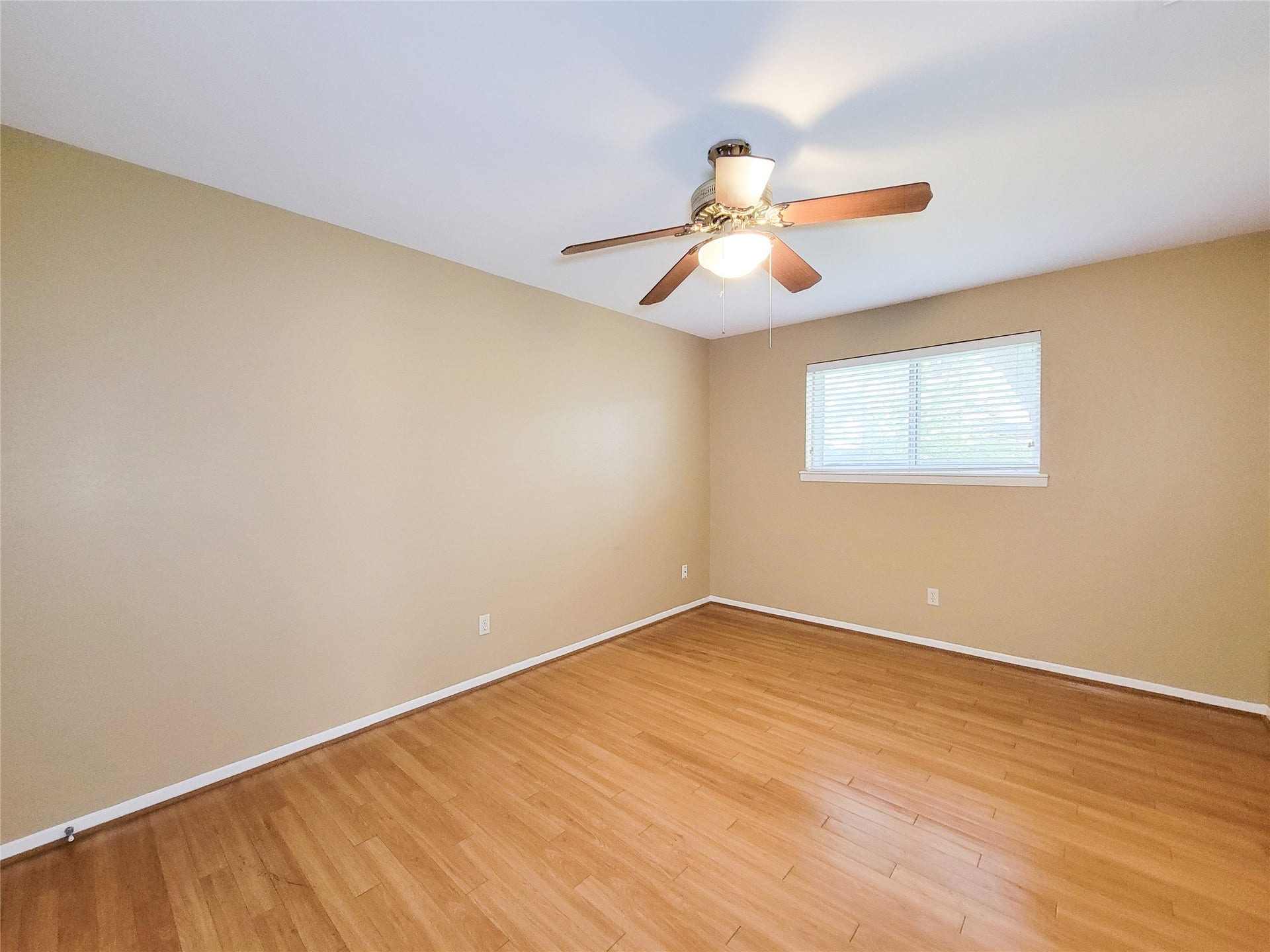 111 Azalea, Sugar Land, TX 77478 111 Azalea, Sugar Land, TX 77478