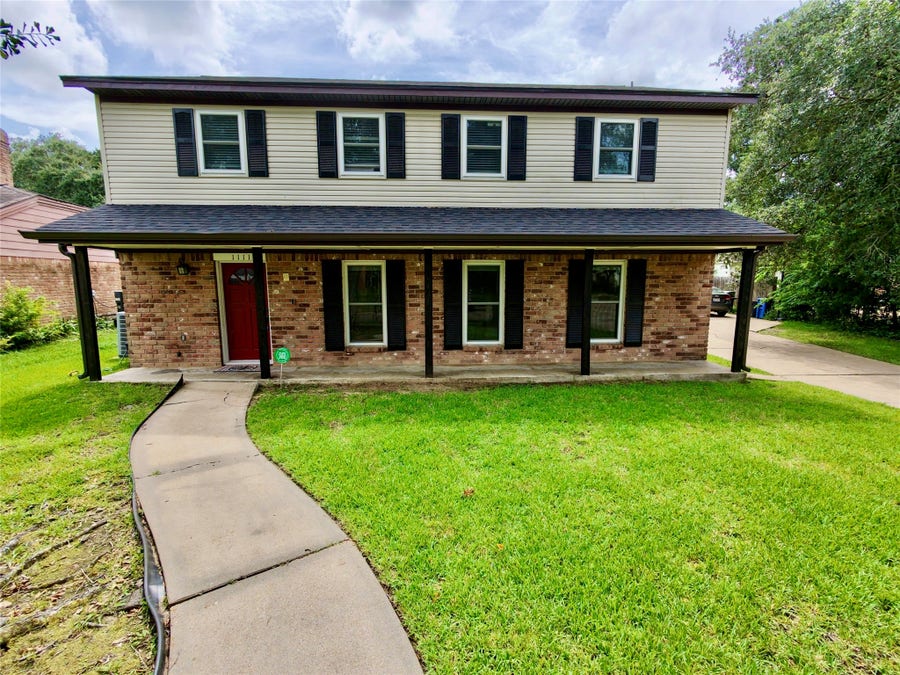 Property photo for 1111 Appleford Drive, Seabrook, TX
