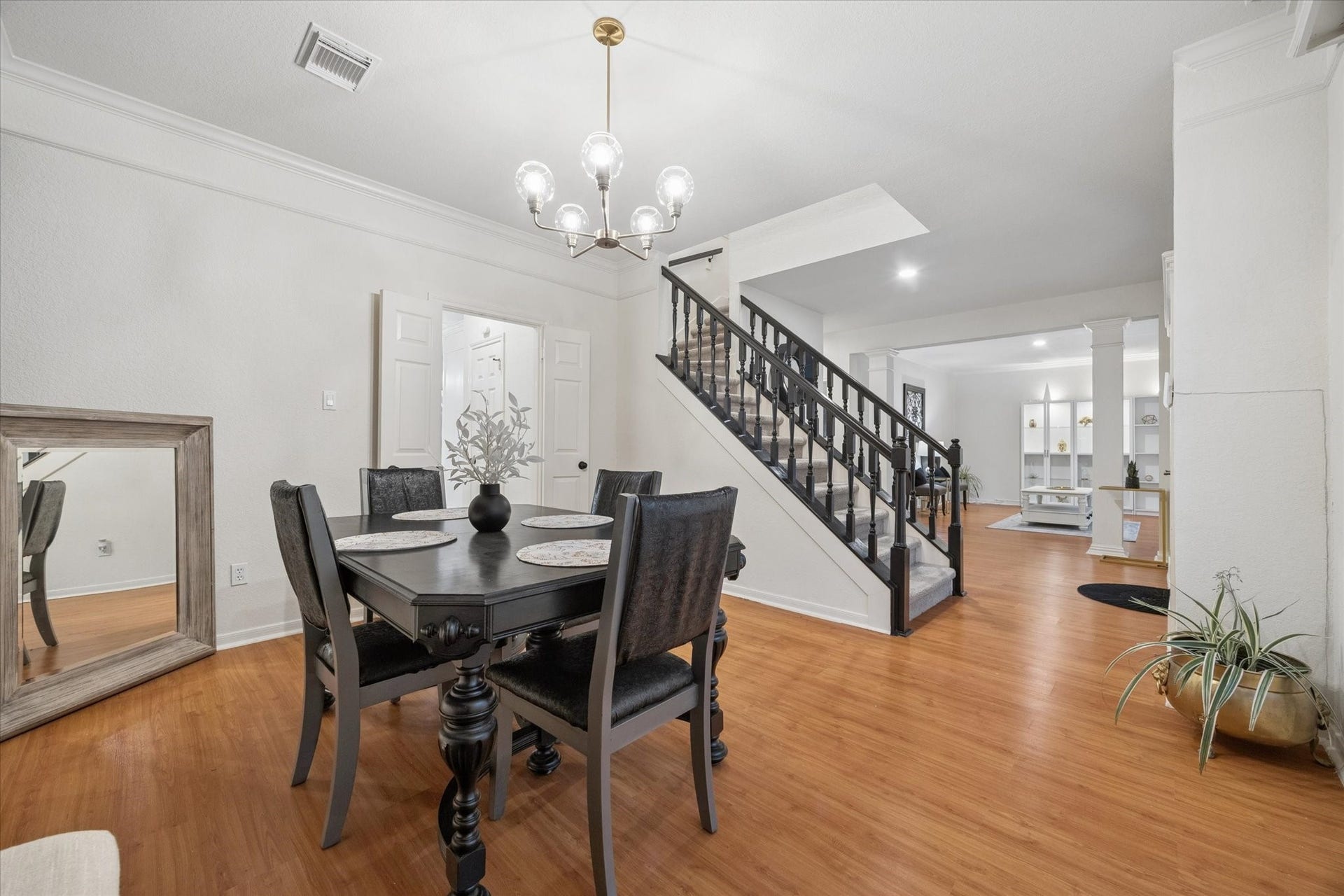 4419 Three Rivers Drive, Sugar Land, TX 77478 4419 Three Rivers Drive, Sugar Land, TX 77478