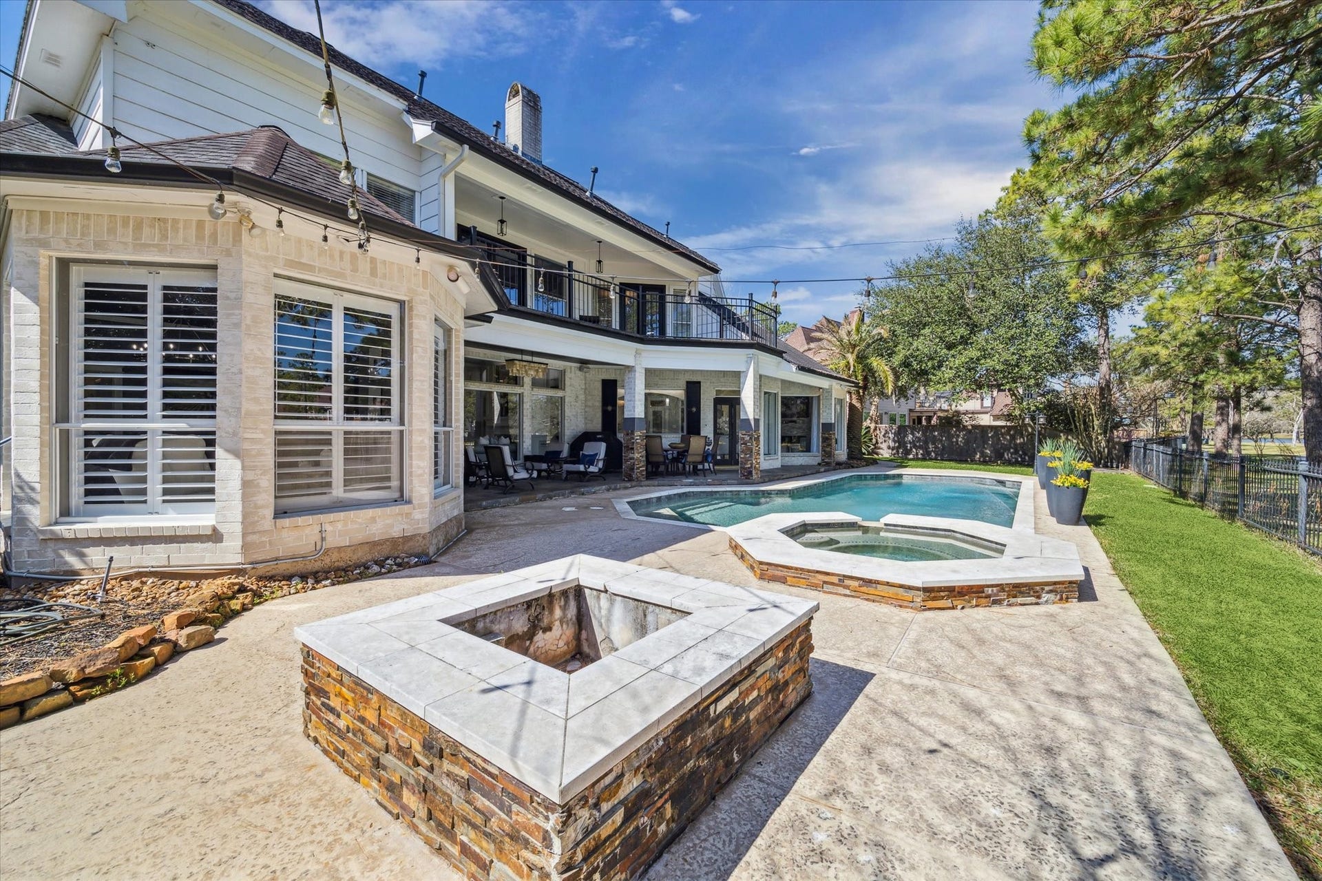 5503 Beaver Lodge Drive, Kingwood, TX 77345 5503 Beaver Lodge Drive, Kingwood, TX 77345
