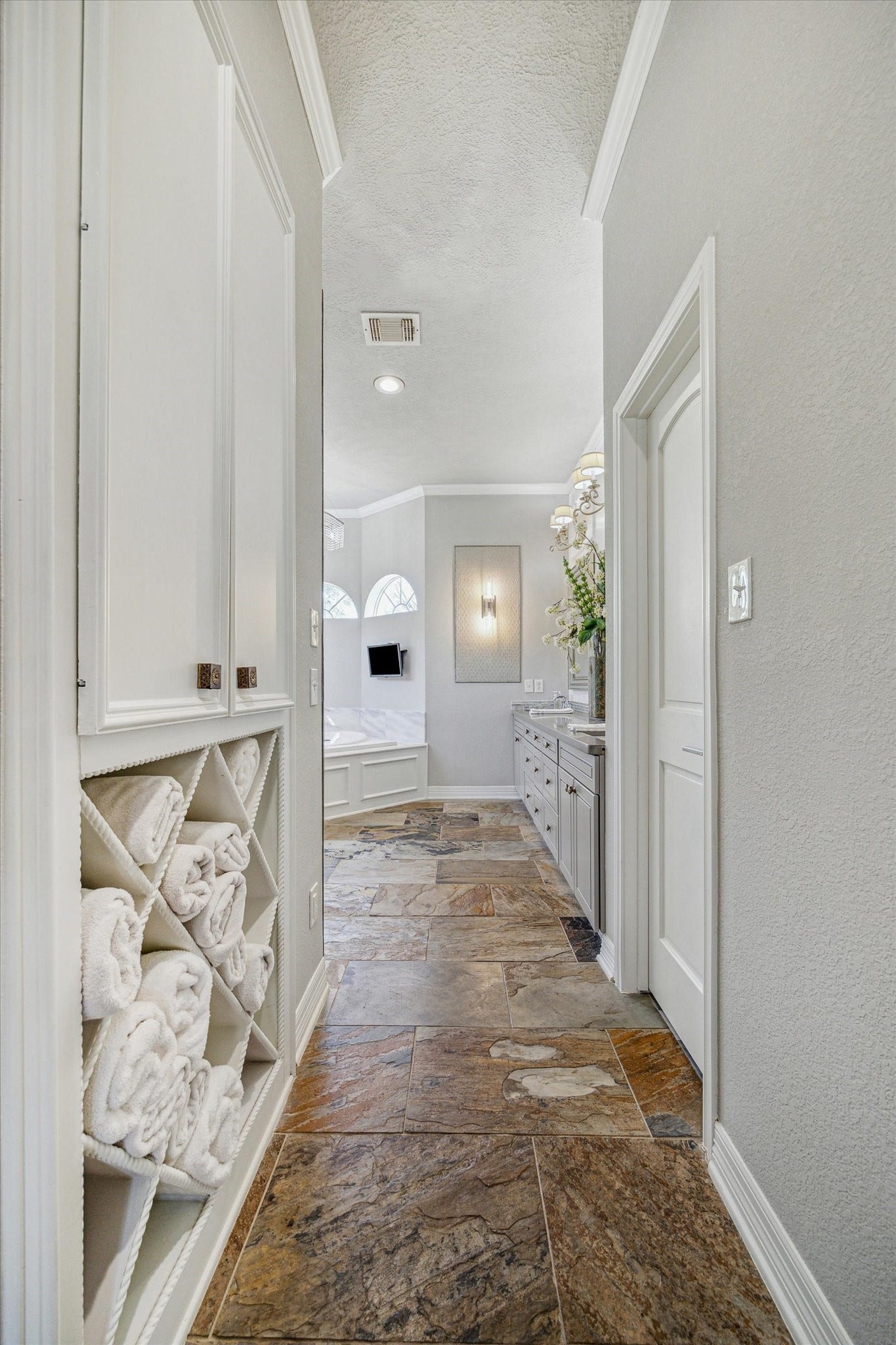 5503 Beaver Lodge Drive, Kingwood, TX 77345 5503 Beaver Lodge Drive, Kingwood, TX 77345